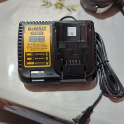 Dewalt Dcb115