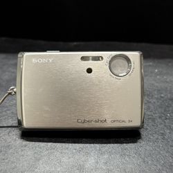 Sony CyberShot DSC-T33 5MP Digital Camera