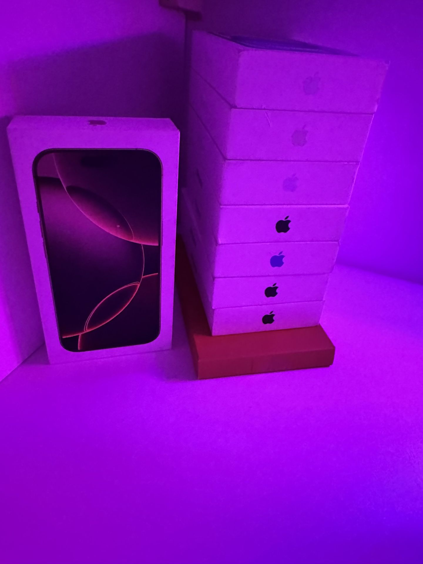 iPhone 16