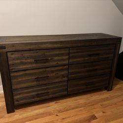Solid Wood Dark Dresser – Art Van Furniture – Great Condition