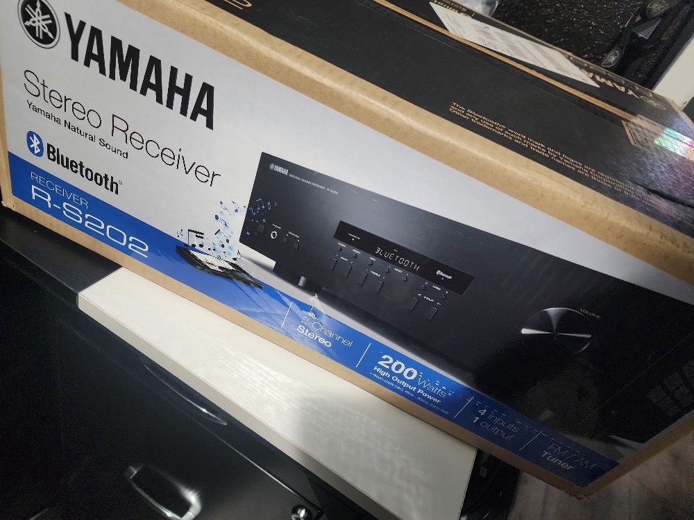 Yamaha Stereo Receiver 