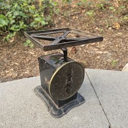 Antique Kitchen Scale