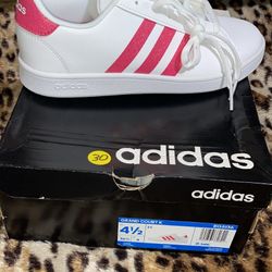 New Girls Adidas Tennis Shoes