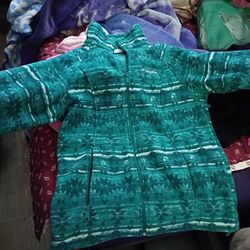 Columbia Sweater Size Small