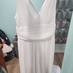 White Wedding/ Bridesmaid Dress