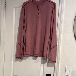 Men’s Lululemon Shirt Size Large
