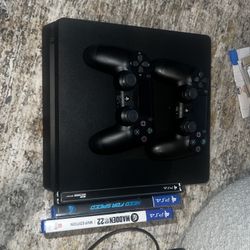 PS4 Slim