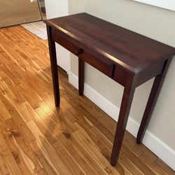 Cute Table with Drawer