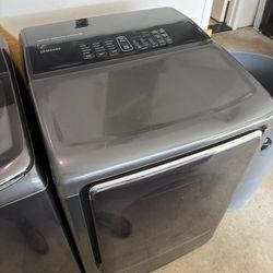 Samsung 7.4 Cu Ft Gas Dryer – Black Stainless – DVG52M8650V