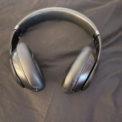 Beats Studio Pro