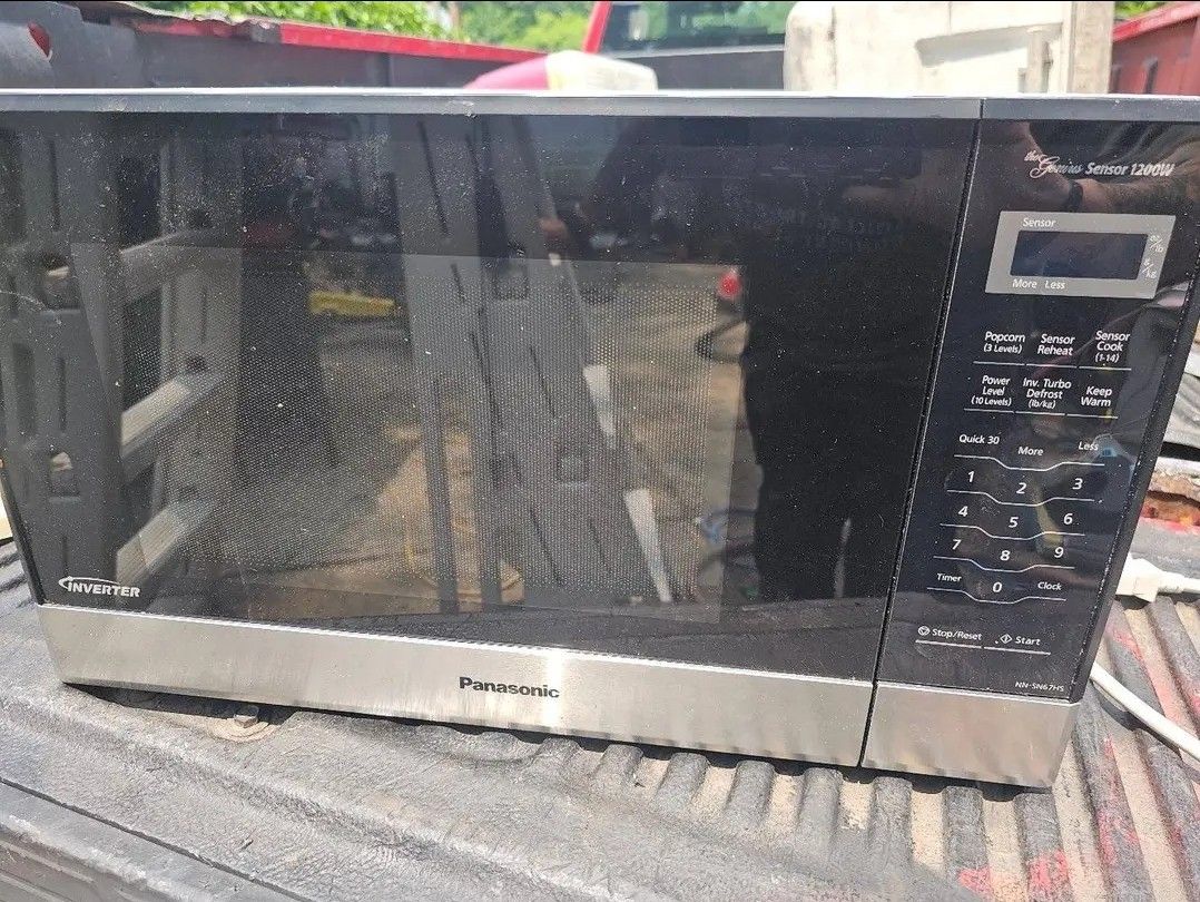 Price Is Firm..M Stainless Steel And Black Microwave Oven