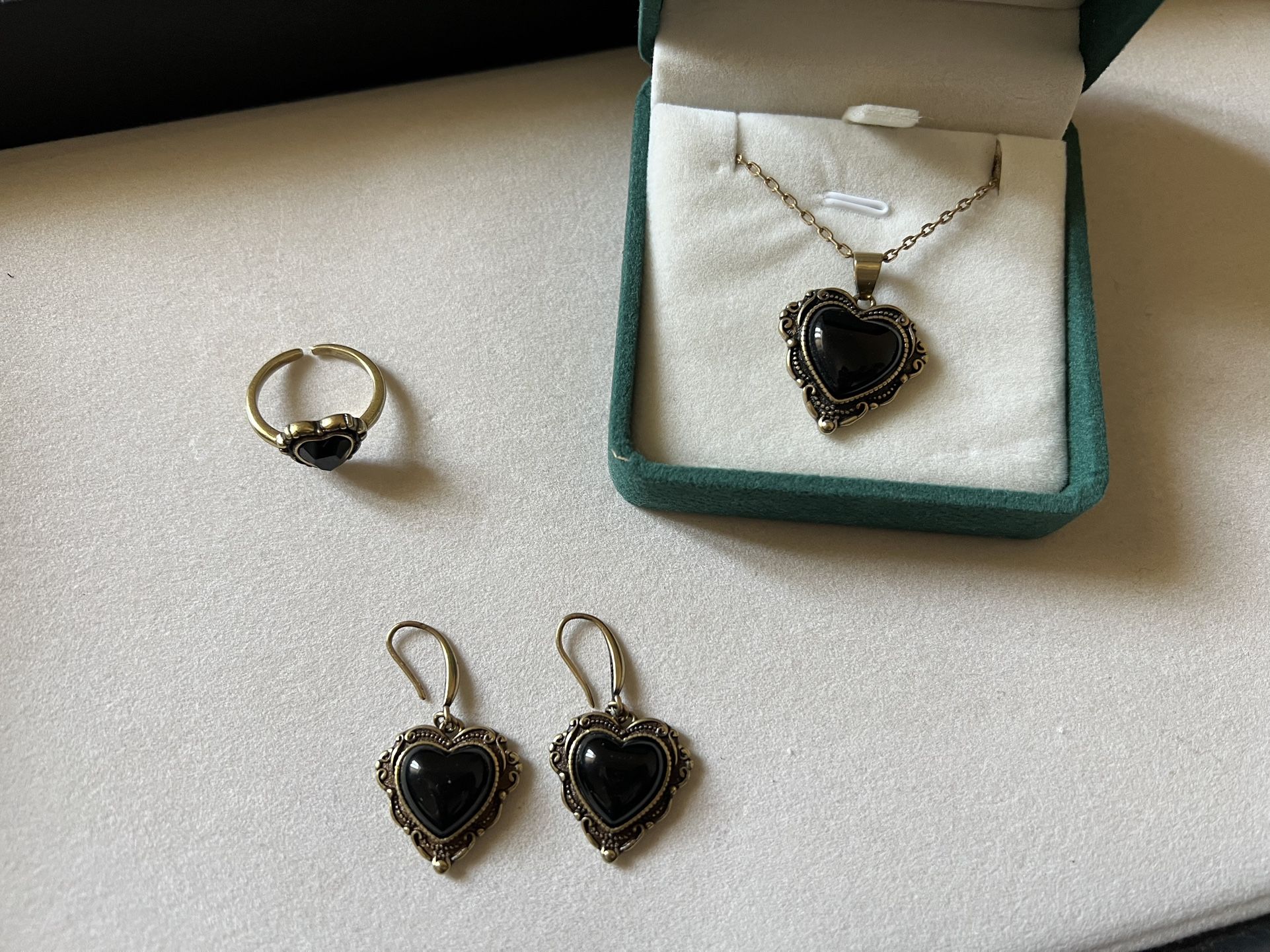 Vintage Black Onyx Heart Jewelry Set | Ring, Necklace & Earrings