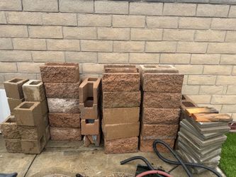Retaining Wall Blocks & Concrete Pavers