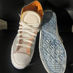 Converse  Chuck  Taylor Size 7.5