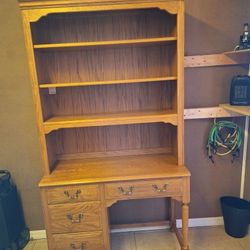 Desk/ Hutch