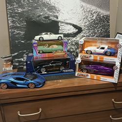 Die-cast Cars 1/24 Scale And 1/18 Scale 