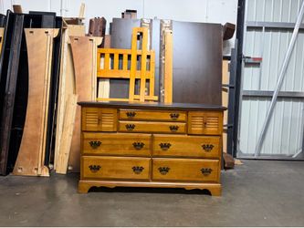 Dresser $200