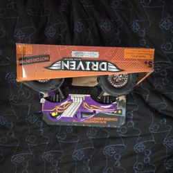 R/C Monster Truck Waves