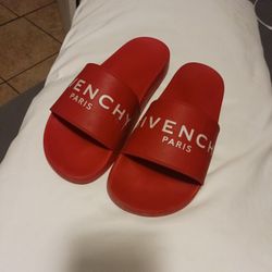 Givenchi  Size 8 