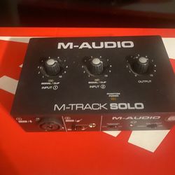 M-Audio M-Track Solo USB Audio Interface