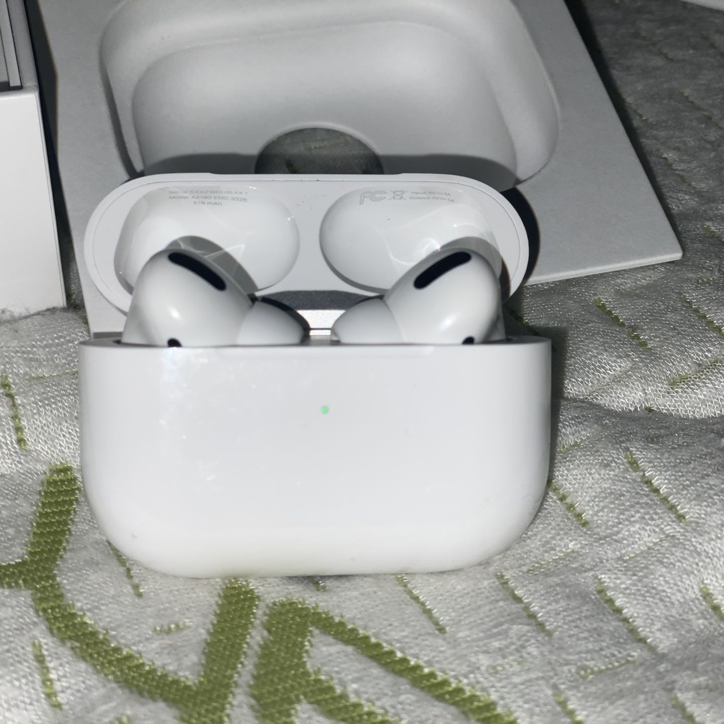 AirPods Pro