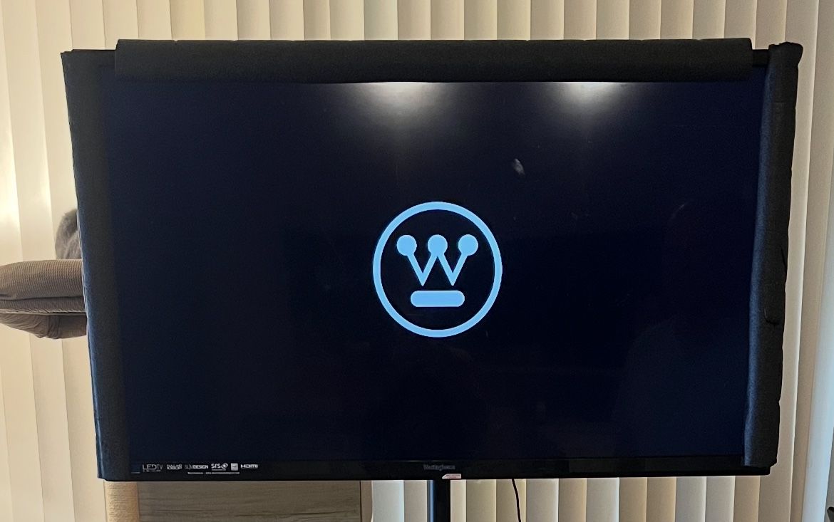 Westinghouse 39 Inch TV . Working Condition.