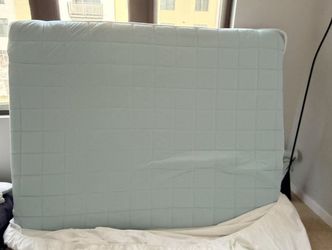 Moving Sale - Queen Size Mattress 