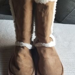 Girls Boots Excellent Condition Size 1