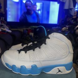 Jordan 9 Retro Powder Blue GS Size 7y Pre Owned
