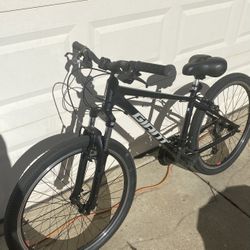 Giant Mountain Bike