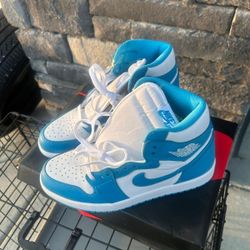 Nike Jordan's 8.5 Mens