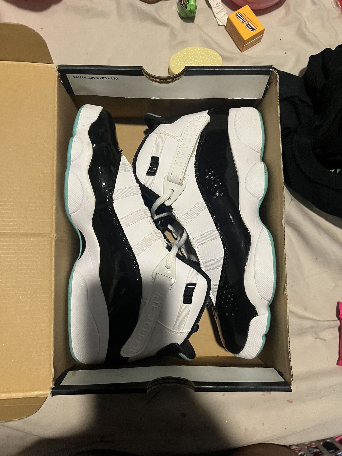 Jordan Basically New Worn Twice