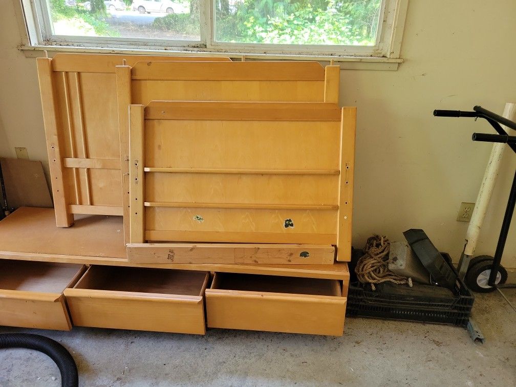 twin bunk bed frame.