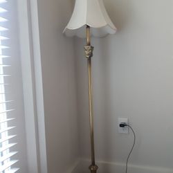 VINTAGE BRASS FLOOR LAMP 