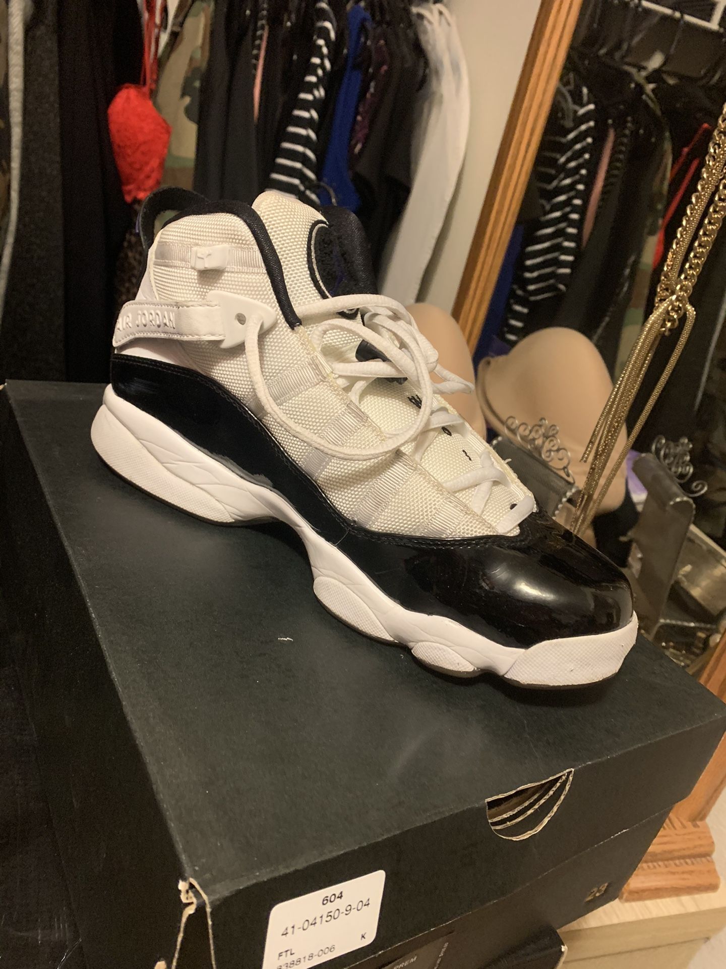 Men’s shoes