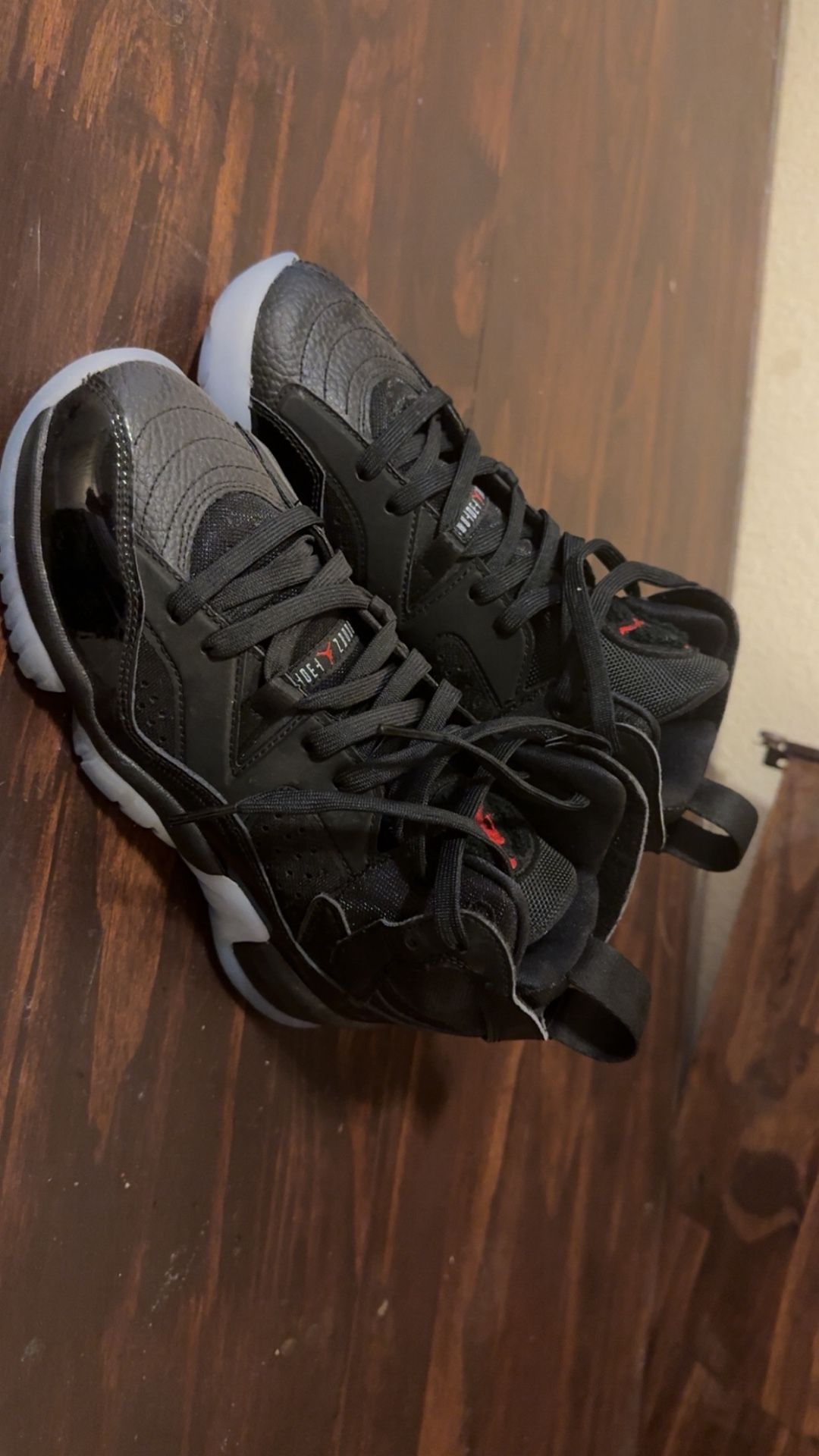 Jumpman Two Treys