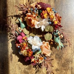 Ling’s Moment Shoulder Corsages