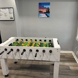 Minions Fuse ball Table 