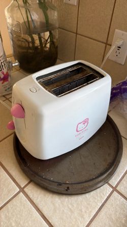 Hello kitty toaster