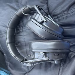 VAKEDY HW12 WIRELESS GAMING HEADSET