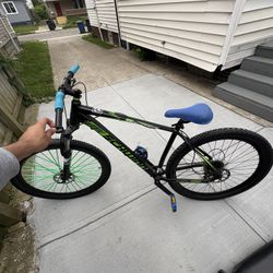 Schwinn mountain bike 