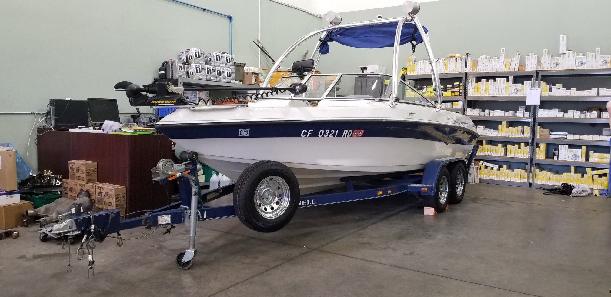 2004 20Ft Reinell 204 FNS