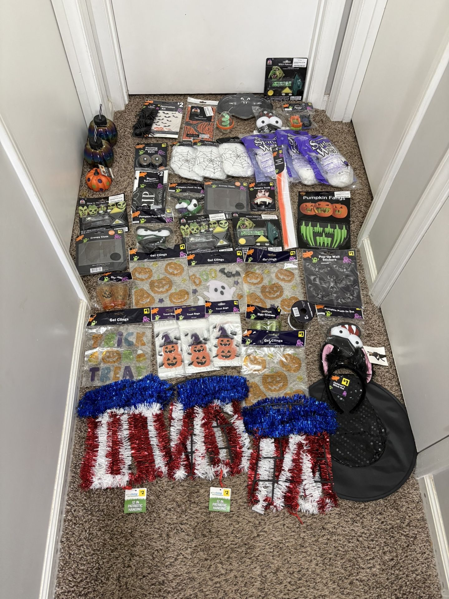 Halloween decoration lot