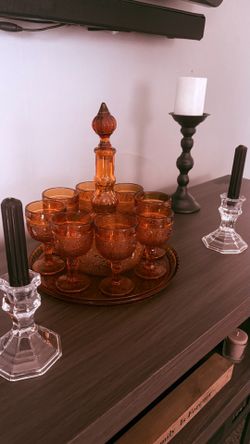 Beautiful!! 1 decanter 6 glasses