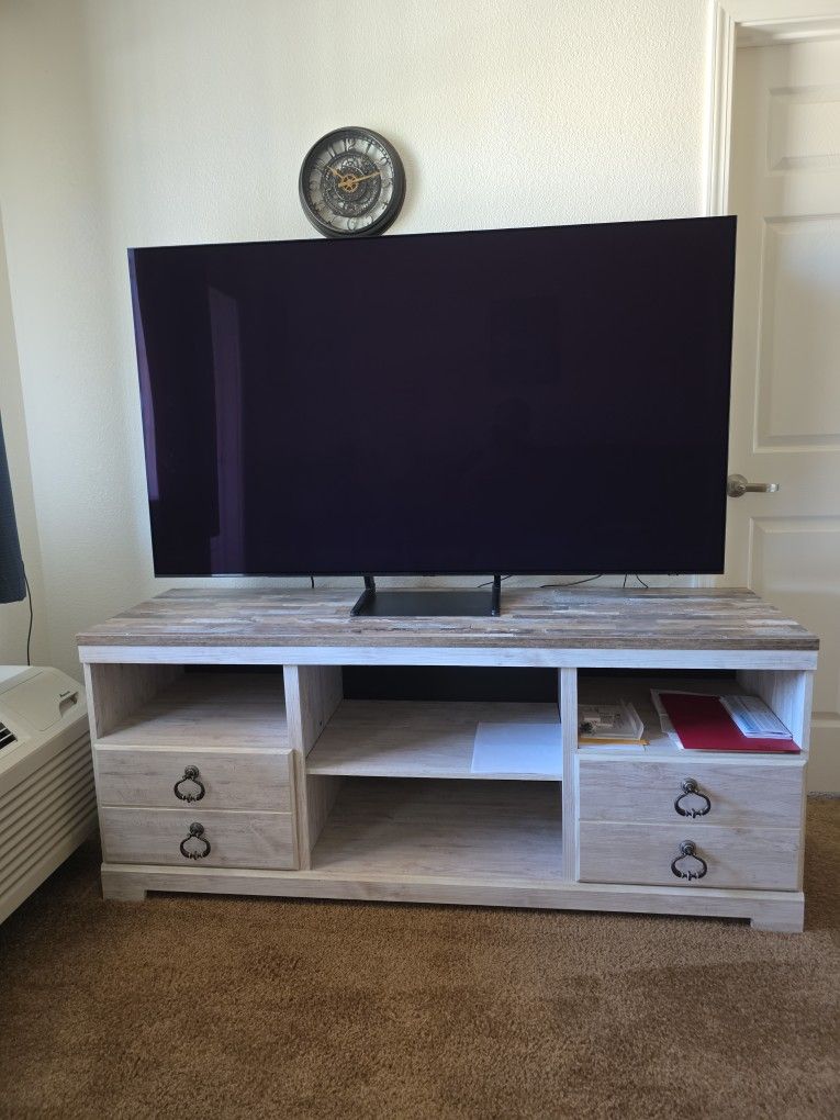 65 In Samsung OLED TV