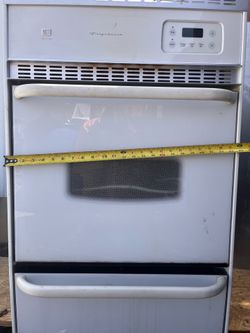 Frigidaire oven