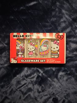 Hello Kitty Glassware Set