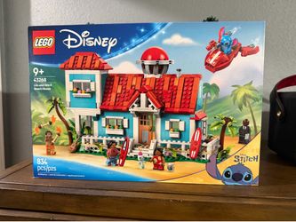 Lego Disney Lilo & Stitch Beach House Brand New