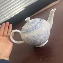 Burleigh Blue teapot  Like new 