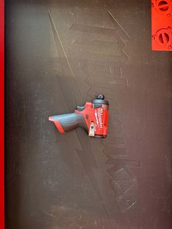 Milwaikee m12 fuel impact driver